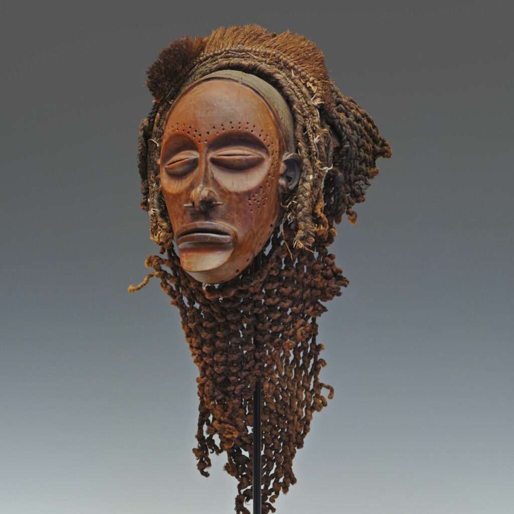 odcast Africa A Casa Passaré seconda puntata Maschera Pwo Etnia Chokwe Arte Africana Cultura Africana Storie Di Viaggio Alessandro Passaré (MUDEC)